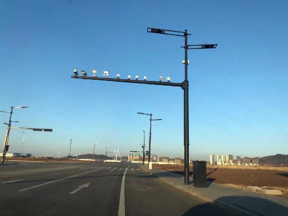 潮州市黑龙江佳木斯综合路灯杆项目